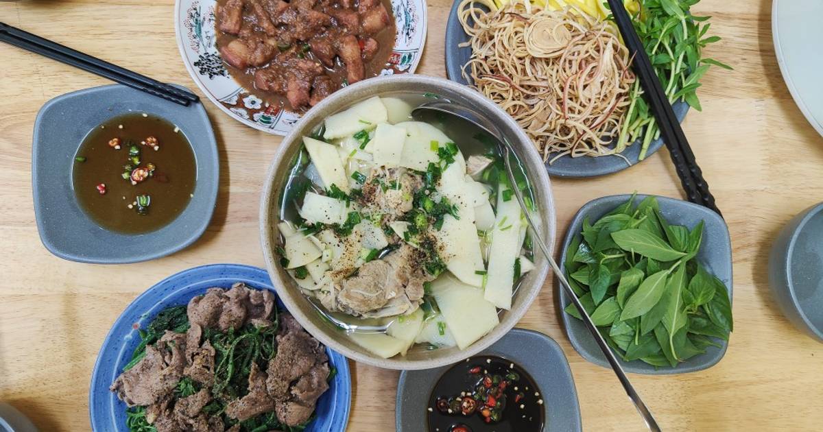 Bữa cơm "thịnh soạn" nhất mùa mưa năm nay