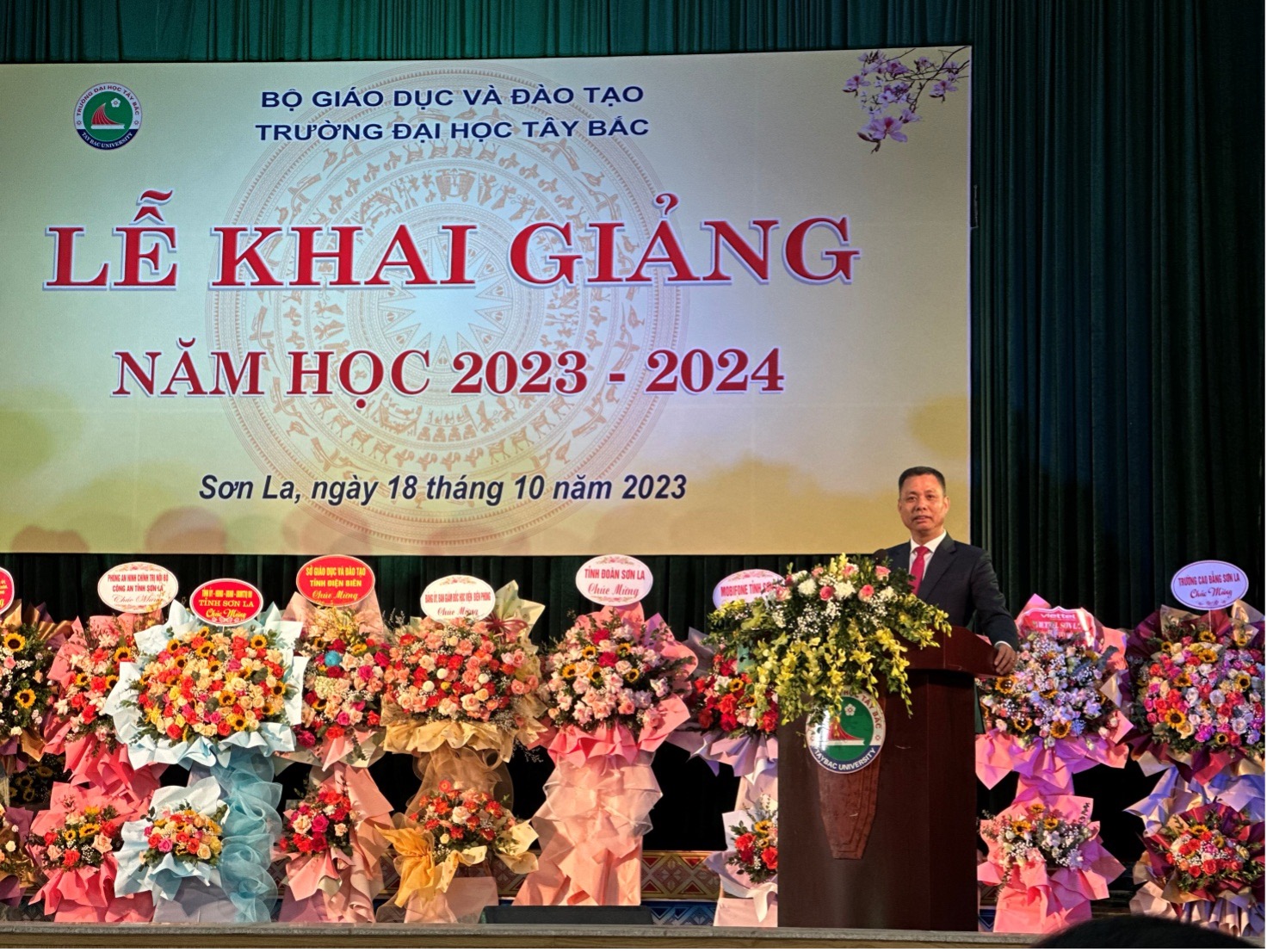 Trường Đại học Tây Bắc tổ chức Lễ Khai giảng năm học 2023 - 2024