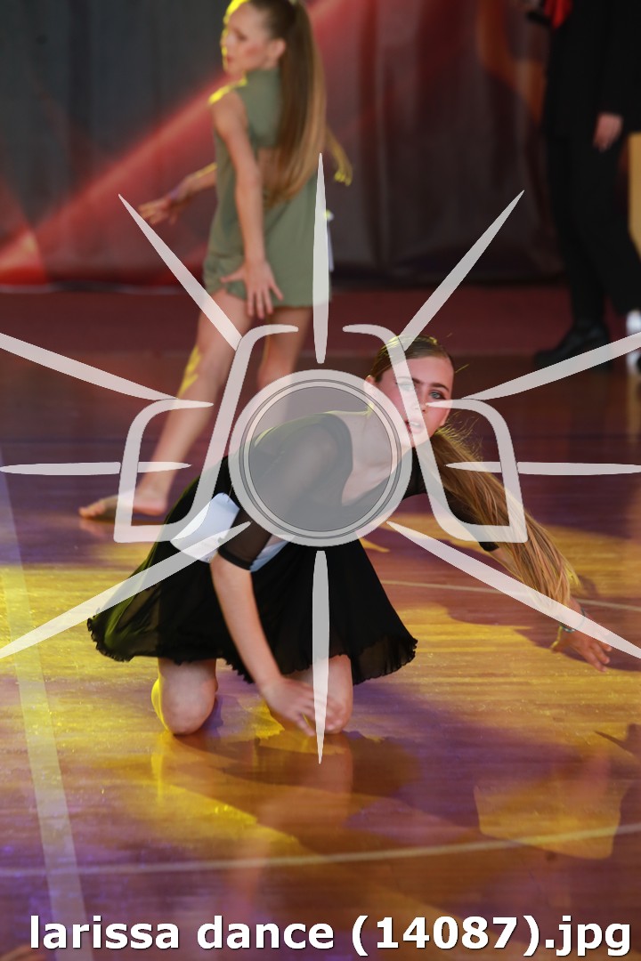 larissa dance (14087).jpg