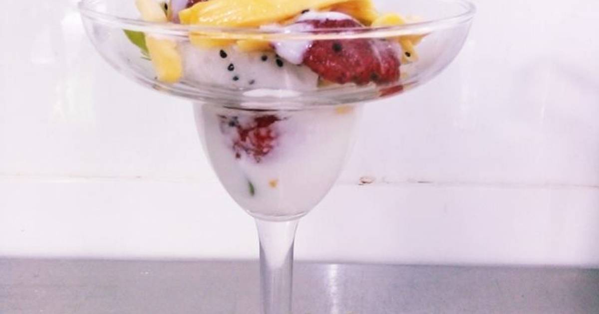 Sữa chua trái cây