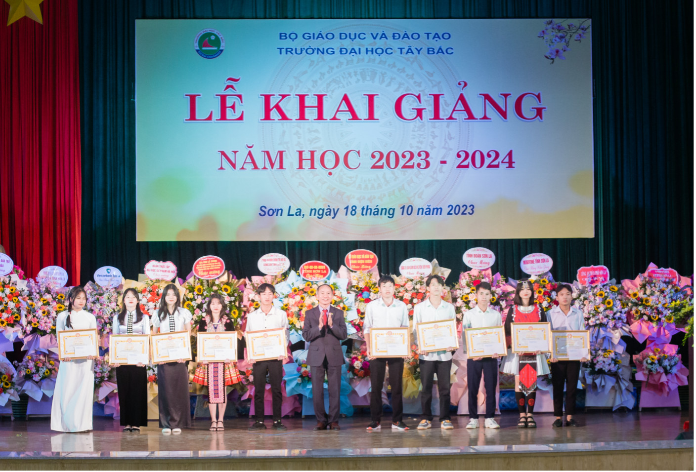 Trường Đại học Tây Bắc tổ chức Lễ Khai giảng năm học 2023 - 2024