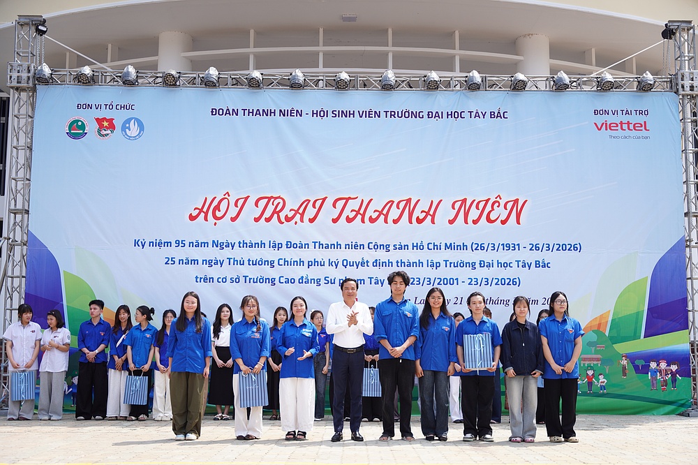 Đoàn Trường Đại học Tây Bắc tổ chức thành công Chương trình Hội trại thanh niên