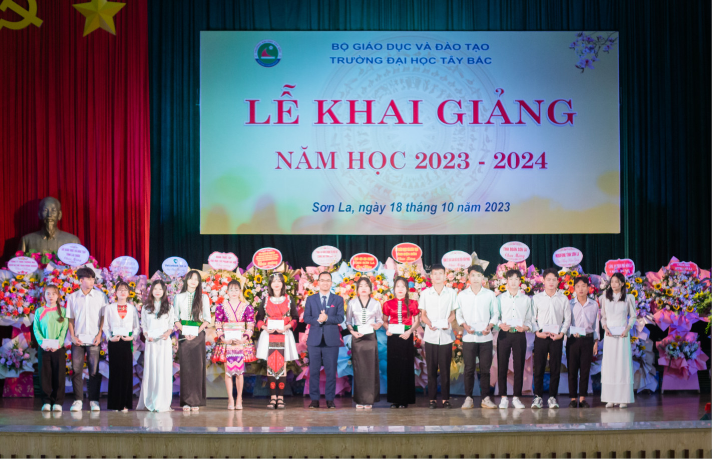 Trường Đại học Tây Bắc tổ chức Lễ Khai giảng năm học 2023 - 2024