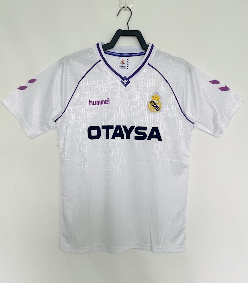 Equipación local del Real Madrid 1990–92.jpeg