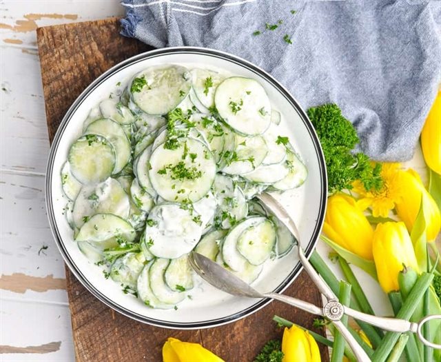 Salad Sữa Chua Dưa Leo