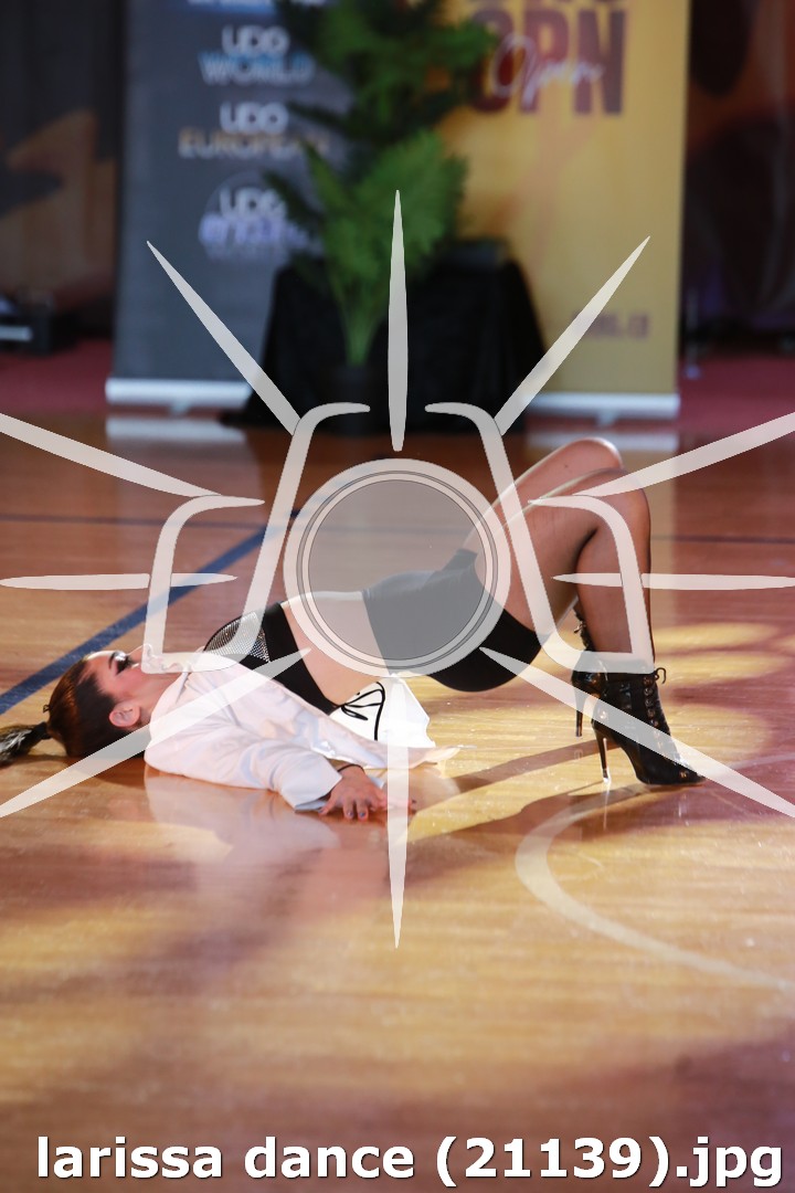 larissa dance (21139).jpg