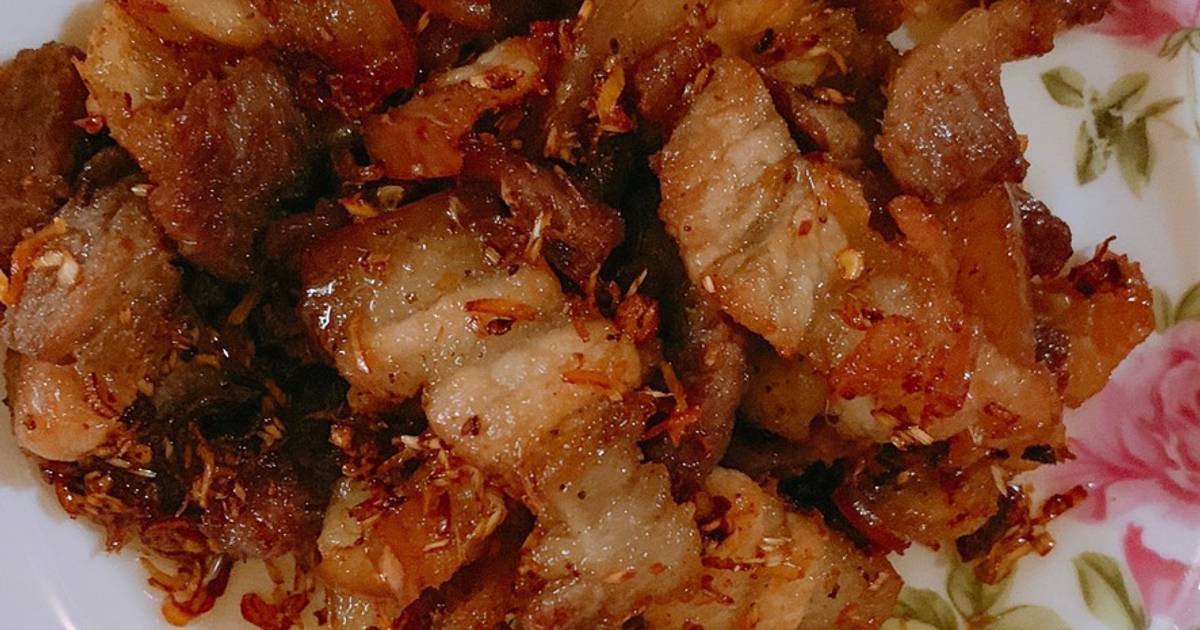 Thịt ba chỉ xào lăn