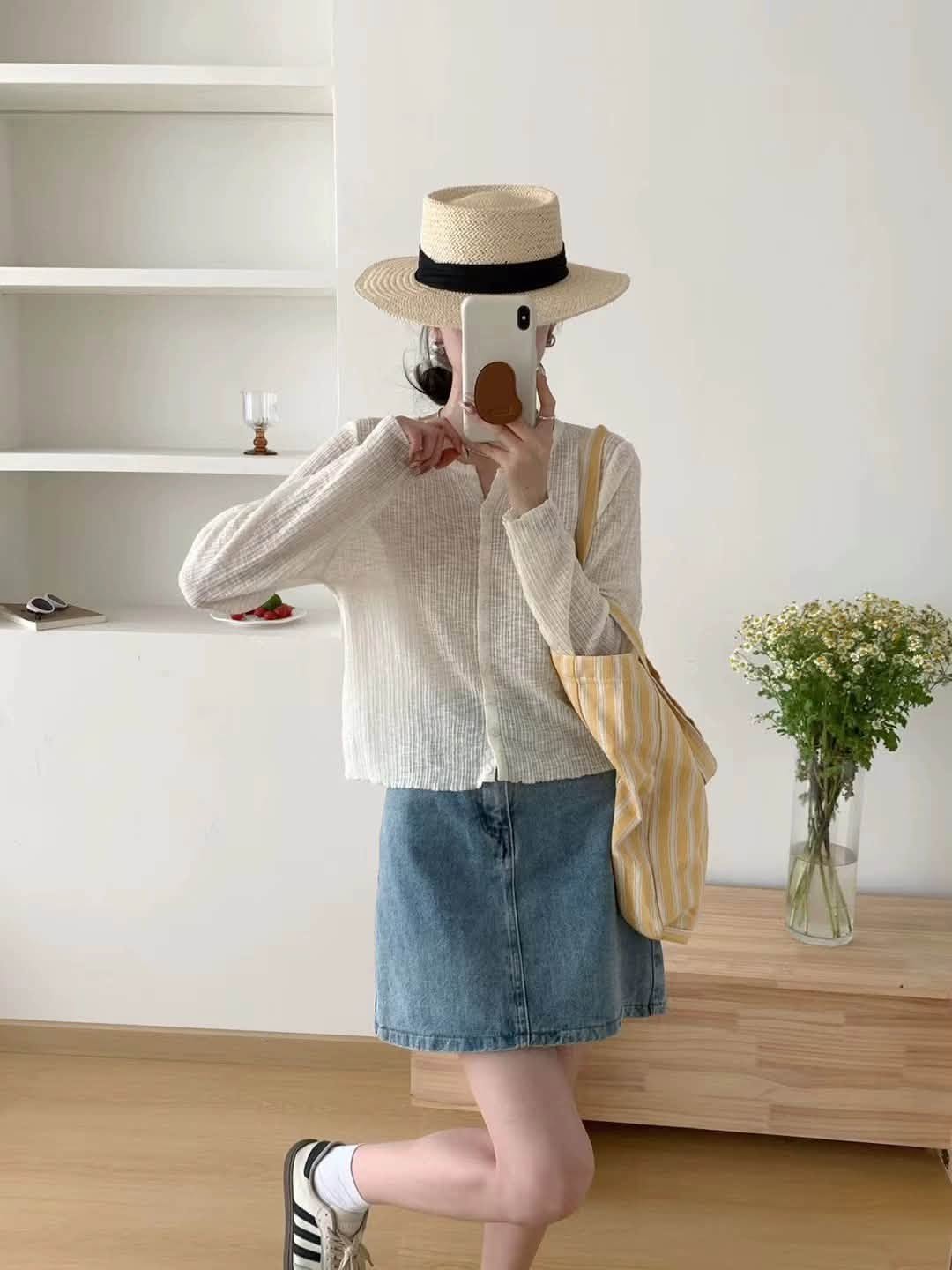 Áo khoác len cổ tròn trụ XONXEN SHOP 8105 – Image 2