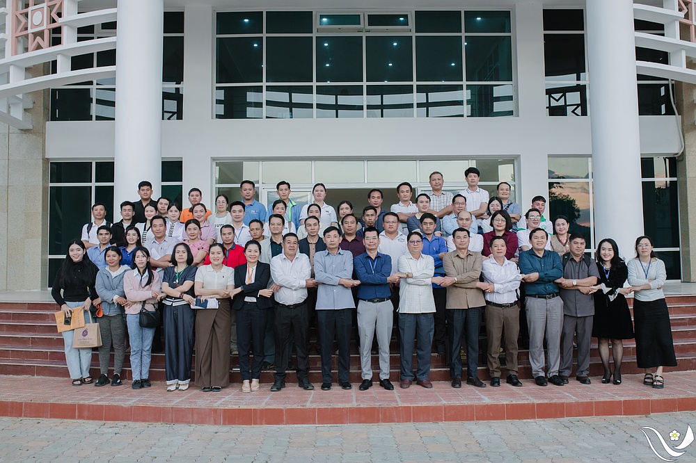 Trường Đại học Tây Bắc đón tiếp, làm việc với đoàn công tác các tỉnh nước CHDCND Lào và lưu học sinh nhập học năm học 2025 - 2026