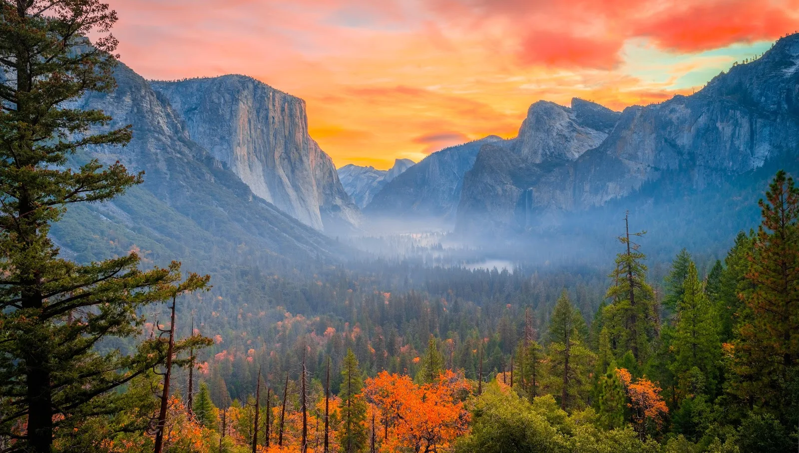 Yosemite National Park Tunnel View - Landscape Photography 5K Wallpaper (6143x3484)