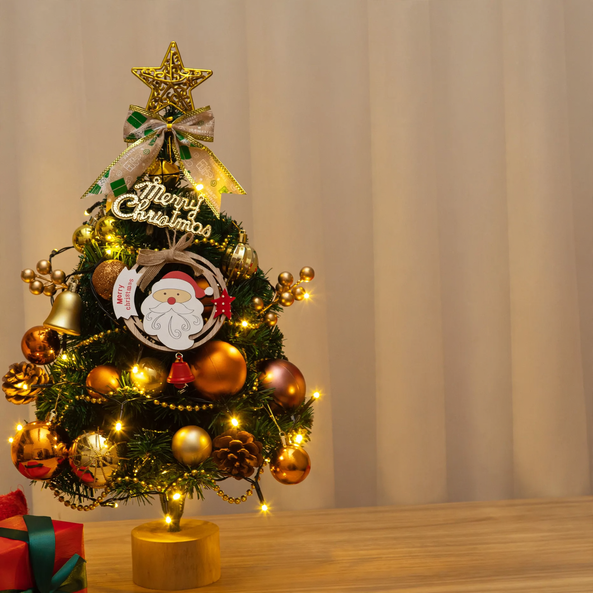 Exklusiver Tisch-Weihnachtsbaum mit Beleuchtung
