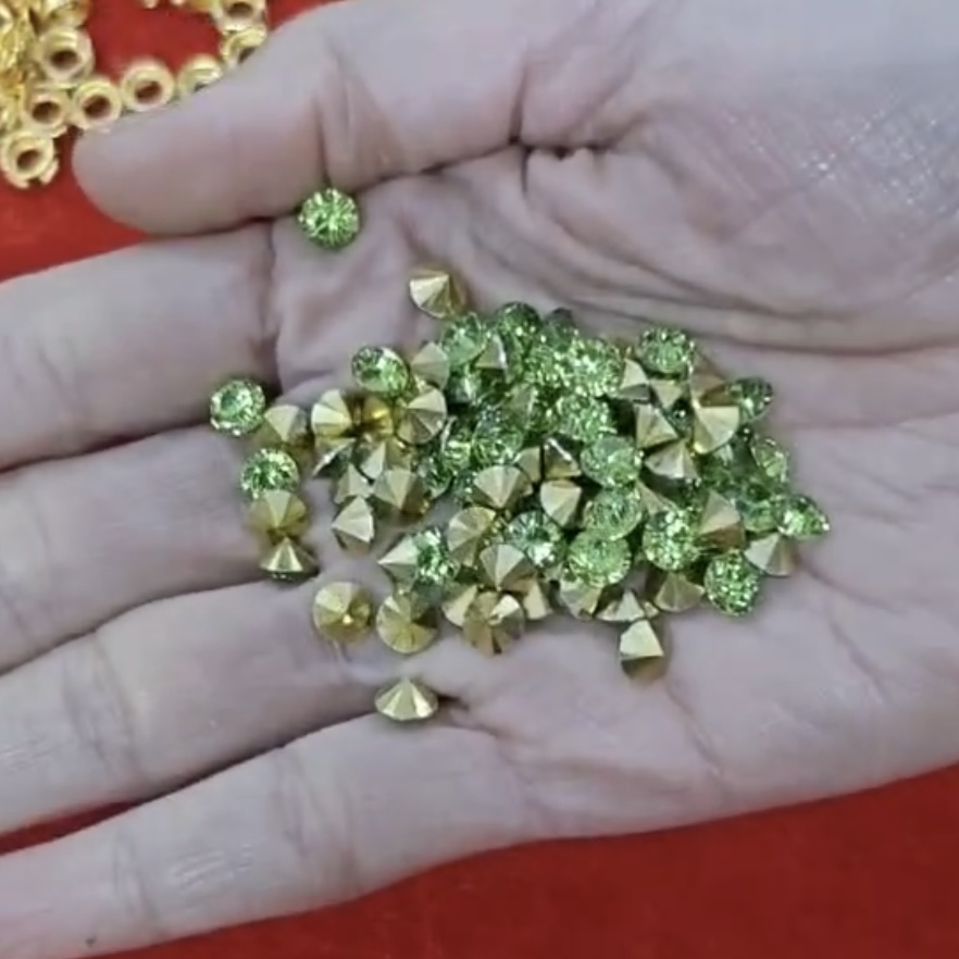 Base light greenRound Pedent Base Diamond (28 diamond) (pack of 50)