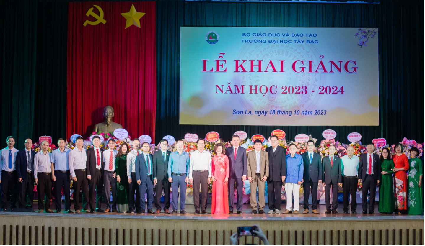 Trường Đại học Tây Bắc tổ chức Lễ Khai giảng năm học 2023 - 2024