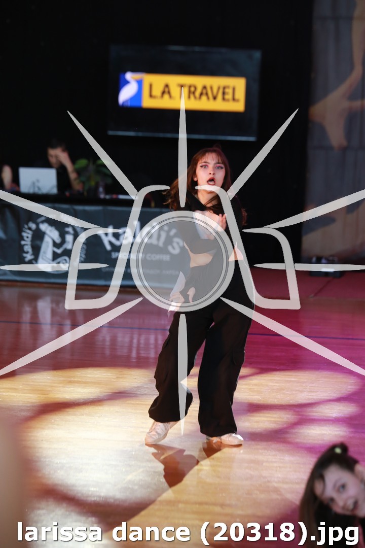 larissa dance (20318).jpg
