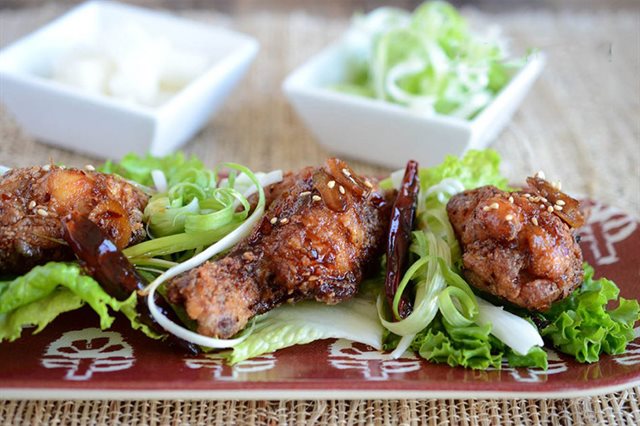 Đùi Gà Chiên Sốt Dầu Hào