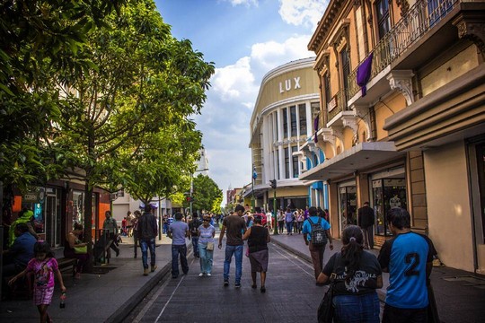 Paseo de la Sexta