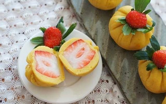 Khoai Lang Bọc Dâu Tây