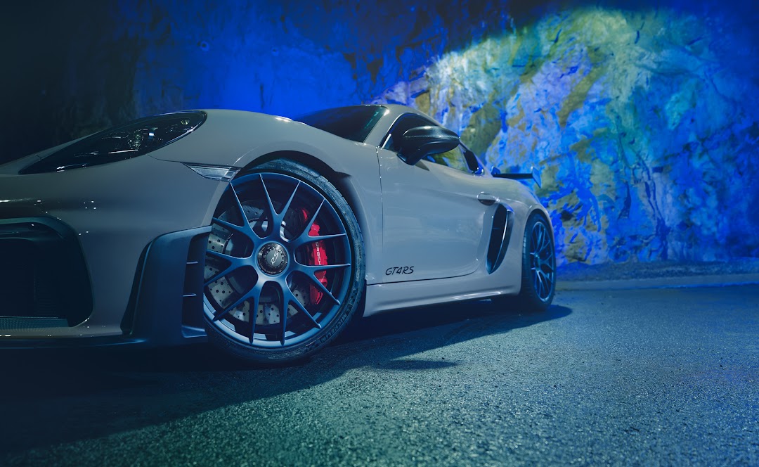 Porsche 718 Cayman GT4 RS