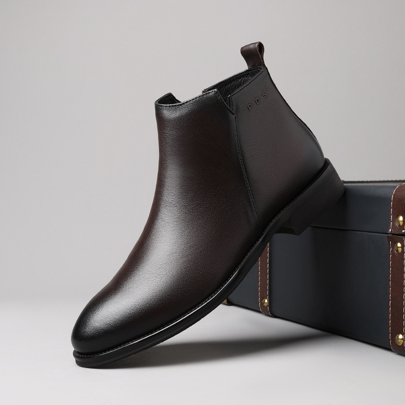 Fashionable Men's Leather Boots