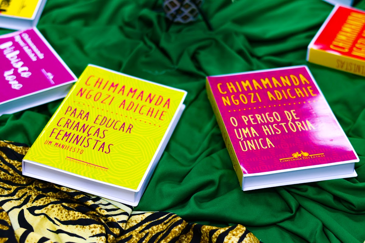 Registro de atividade educativa e cultural em Mairi