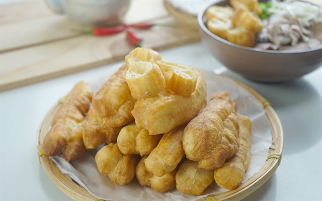 Bánh Quẩy Nóng