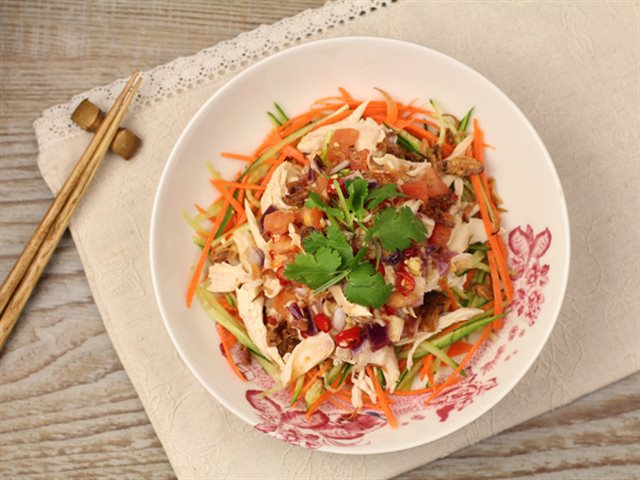 Gỏi Gà Thập Cẩm