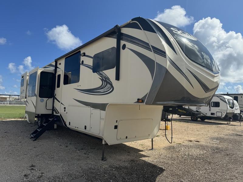 2020 Grand Design Solitude 390RK