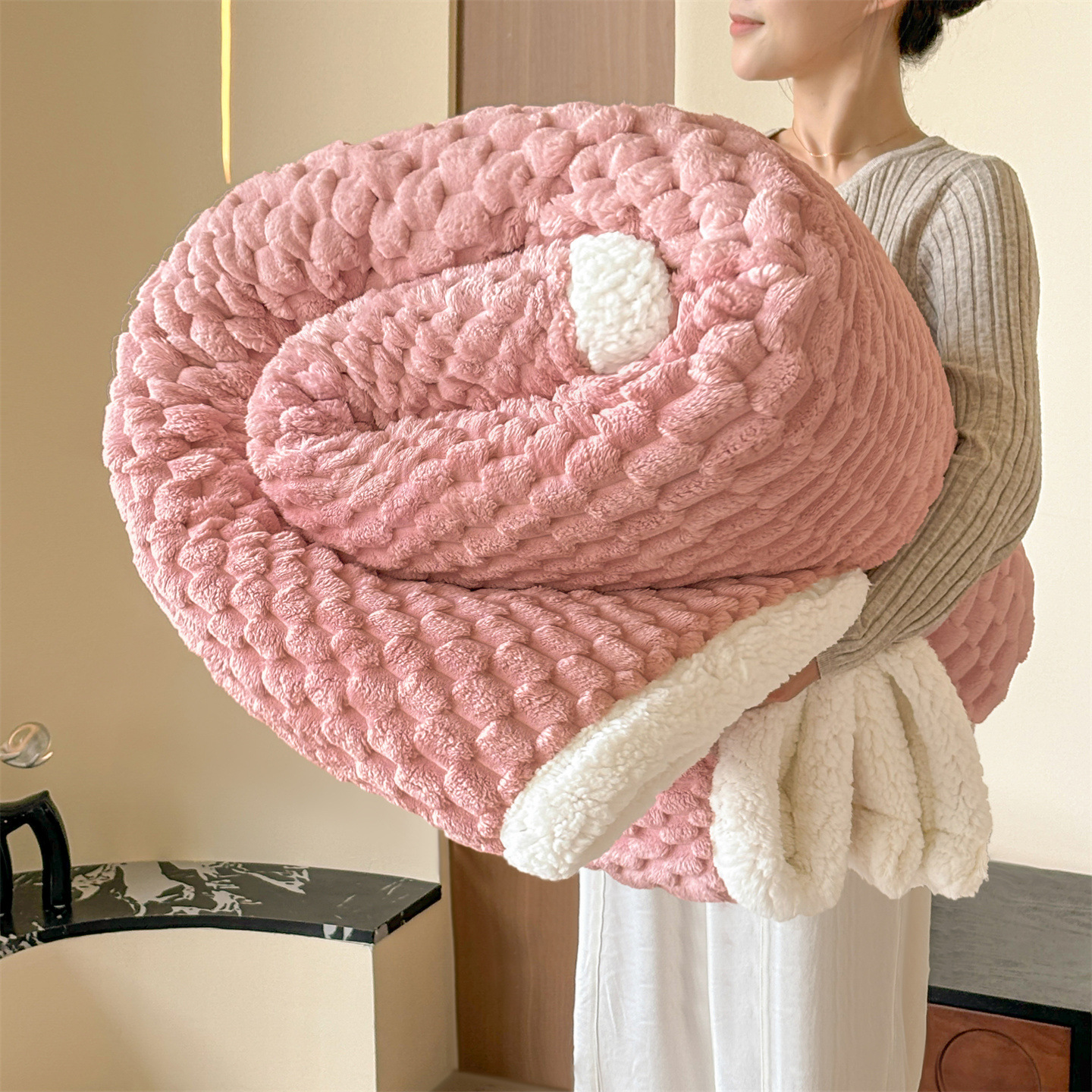 Warm cuddle blanket with lamb fleece imitation