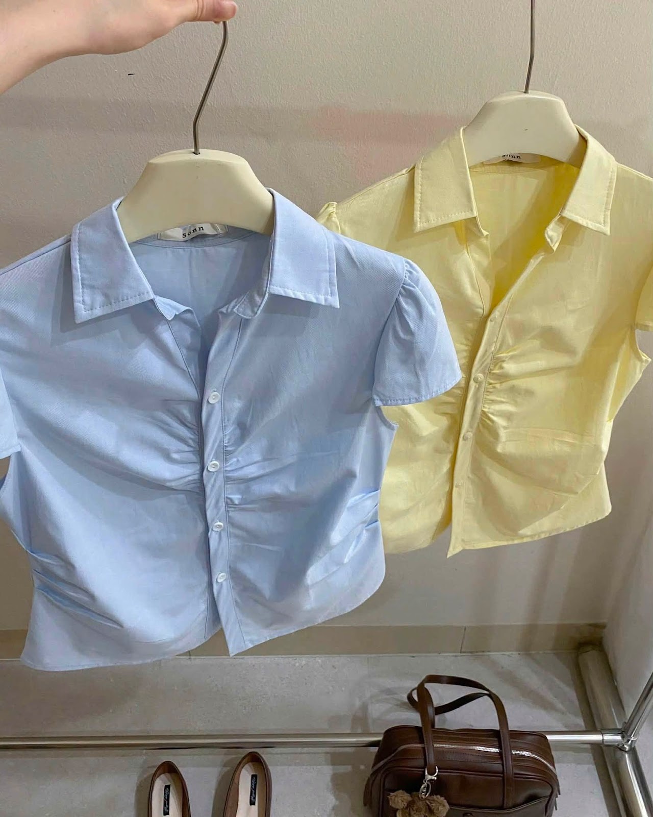 Áo sơ mi ngăn tay nút nhíu ngực XONXEN SHOP A805 – Image 4