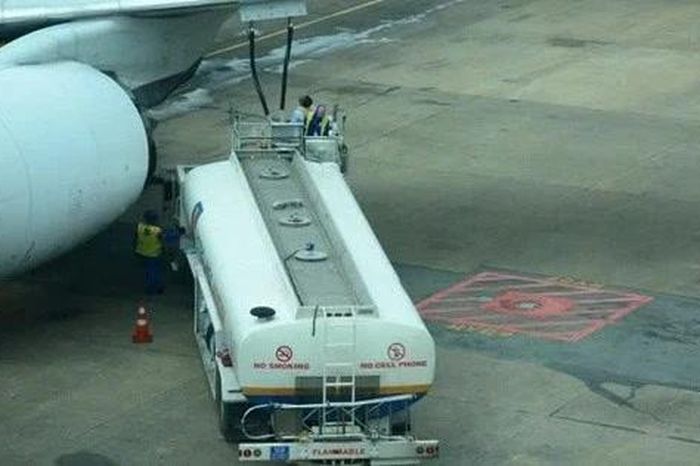Cục Hàng không đề xuất phụ thu nhiên liệu bay nội địa từ tháng 4/2026 - Báo Tri thức &amp; Cuộc sống