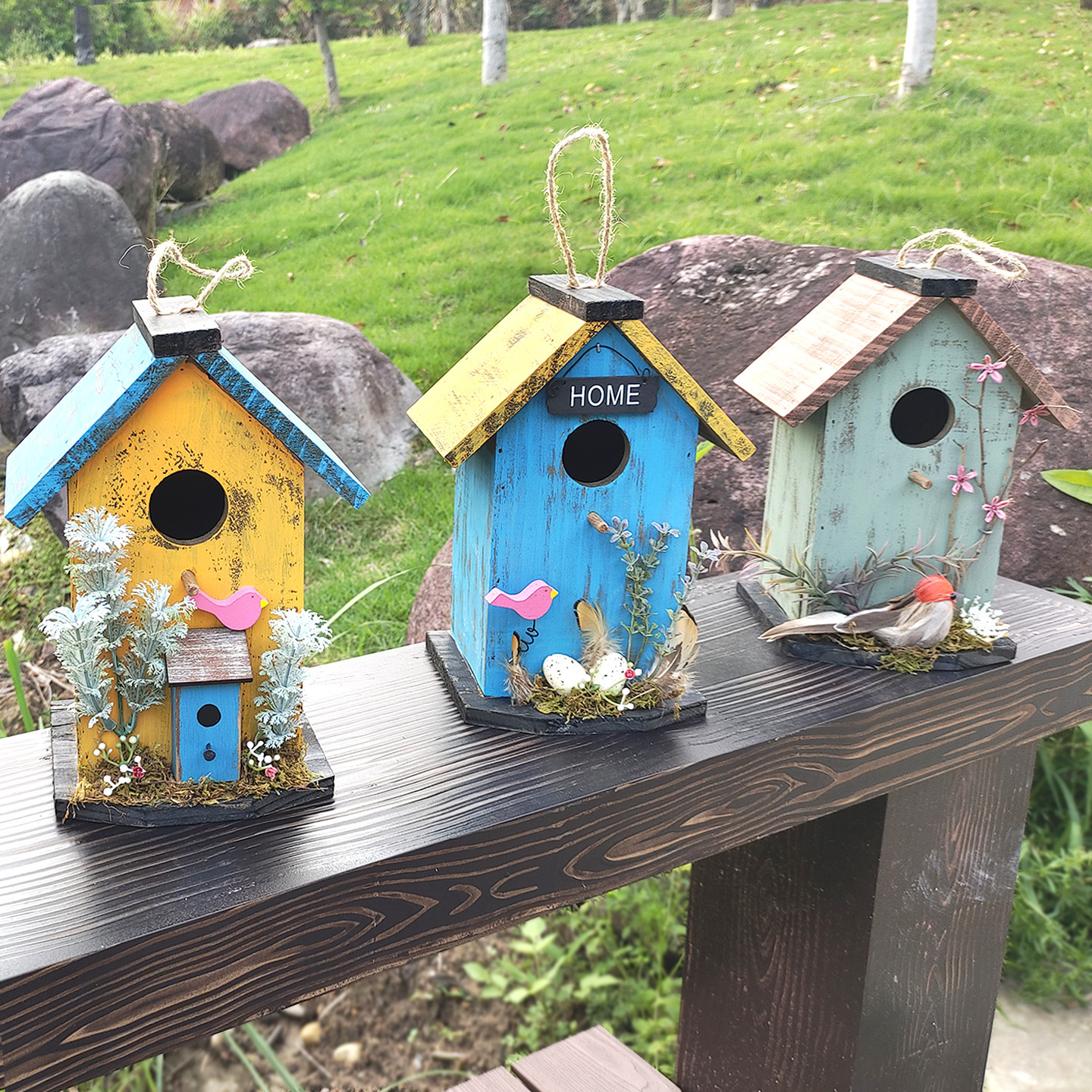 Wand-Vogelhaus aus Kiefernholz für den Garten