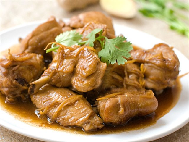 Gà Kho Gừng Tươi