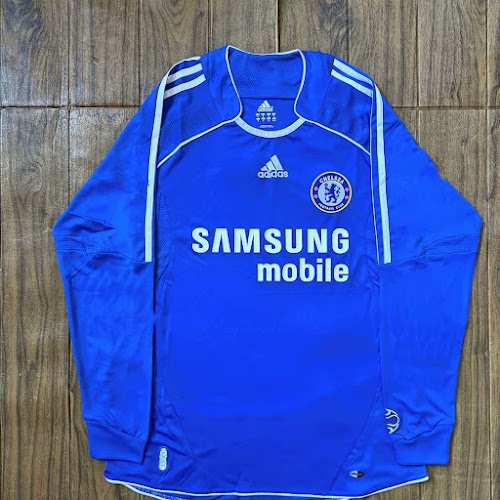 Retro 06-07 Chelsea Local.jpeg