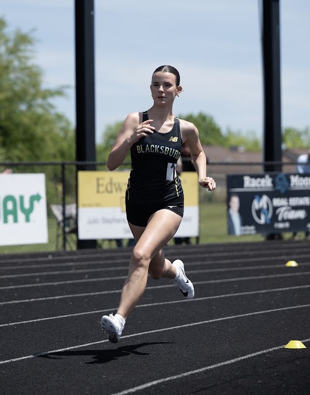 Photo from HS: Track & Field of Zoe Wallace