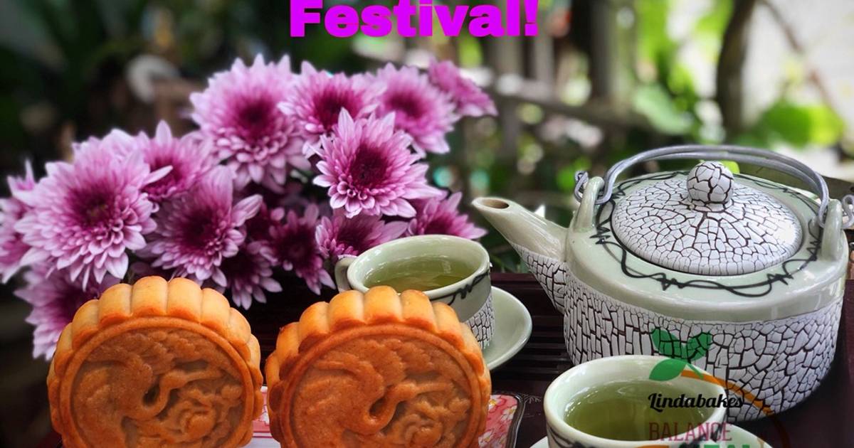 Bánh nướng nhân trà xanh trứng mặn