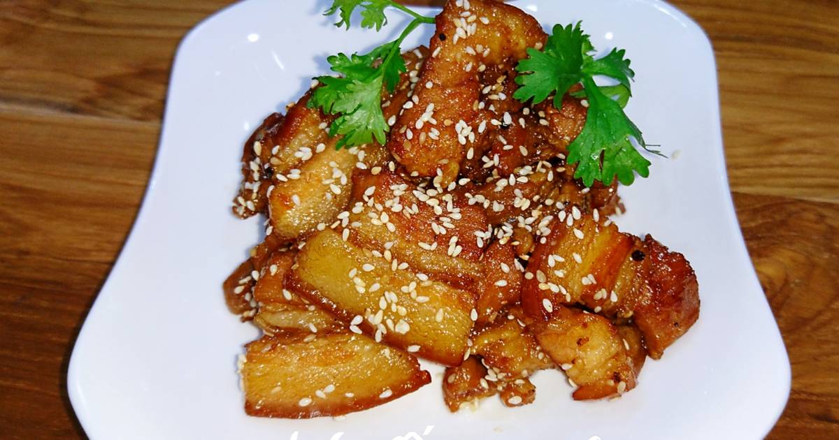 Thịt ba rọi rim mè