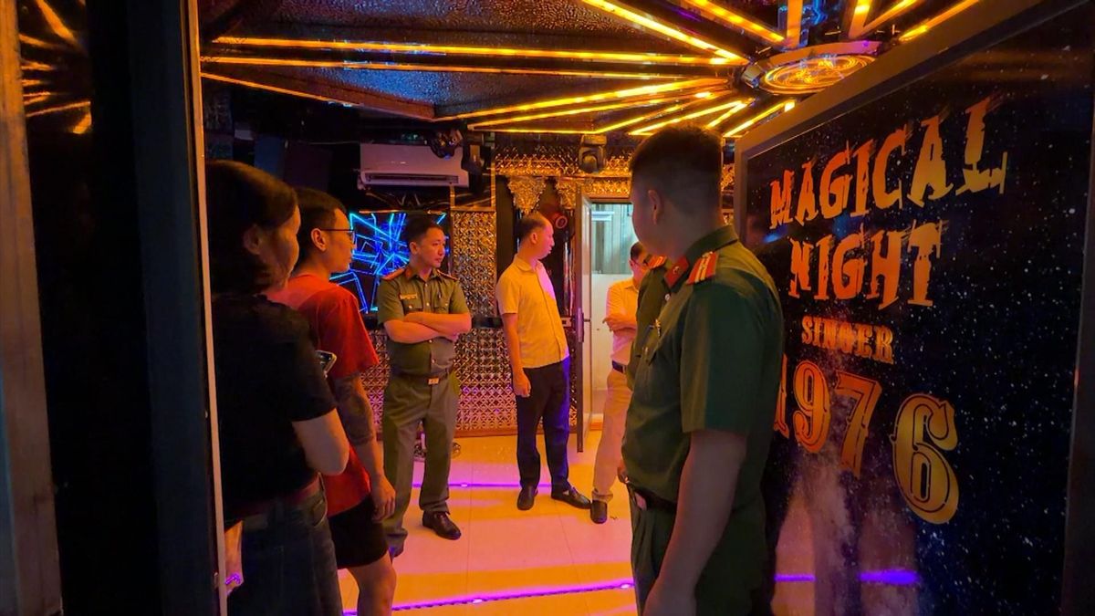 Quyết liệt xử lý vi phạm kinh doanh karaoke trên địa bàn Hoàng Mai - Đài Phát thanh và truyền hình Hà Nội