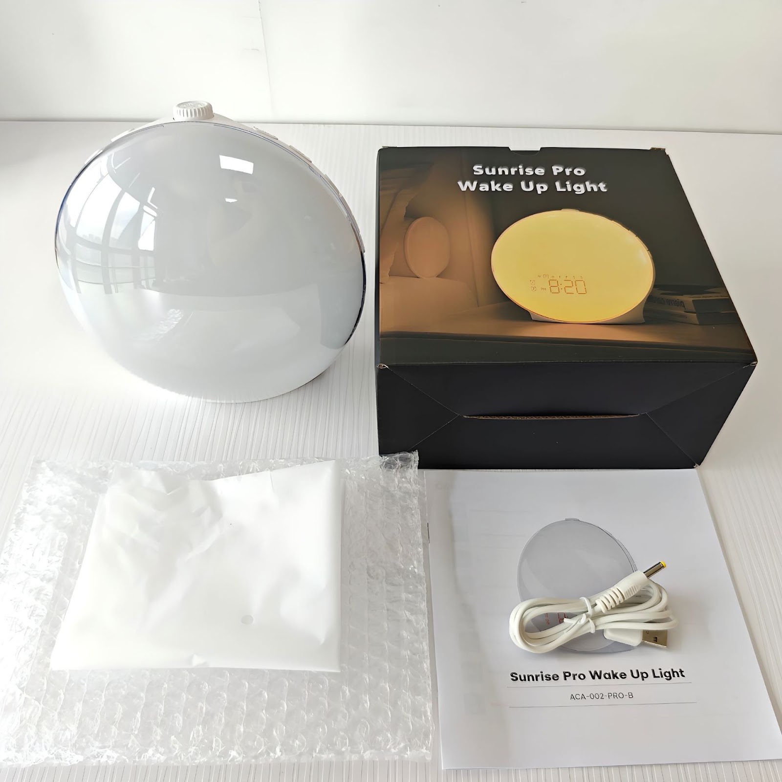 Intelligent LED Daylight Wake-Up Light with RGB Ambient