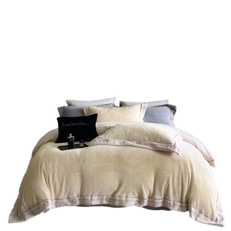 Luxurious winter bedding set, faux fur, embroidered