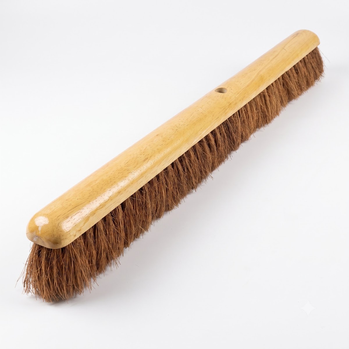 90CM HALF ROUND VARNISH NATURAL COCO BROOM