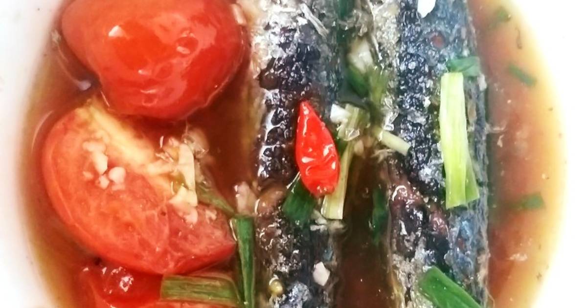 Cá bạc má kho cà chua