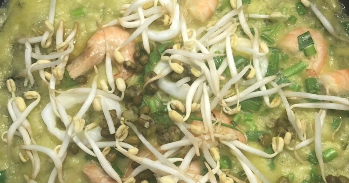Bánh xèo tôm mực