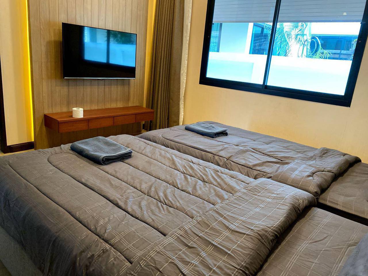 Laguna Beach 1 - Studio, Floor 6 7