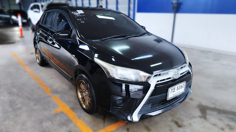 TOYOTA YARIS ECO