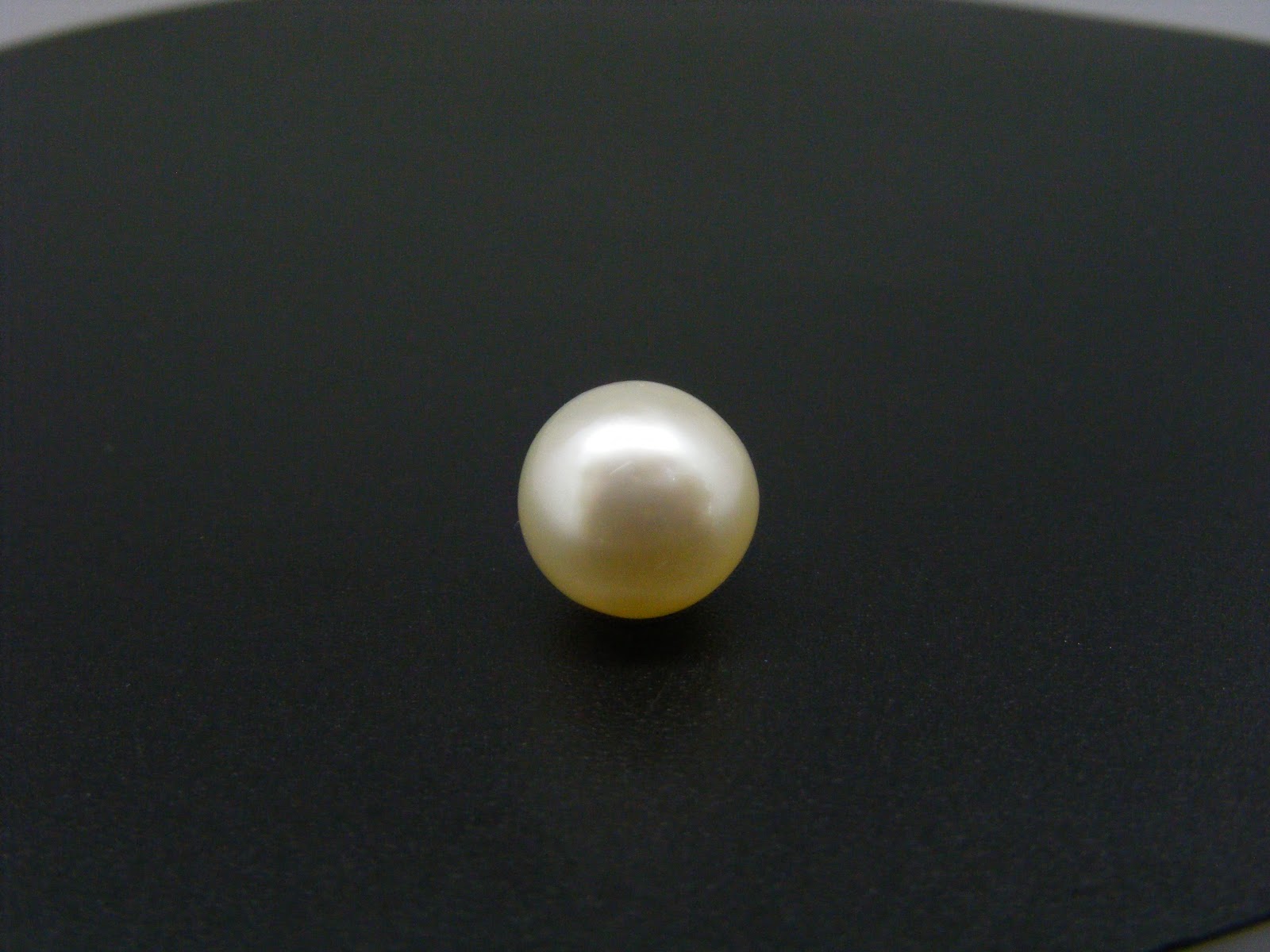South Sea Pearl 4.88
