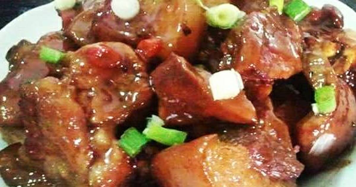 Chân giò kho tàu