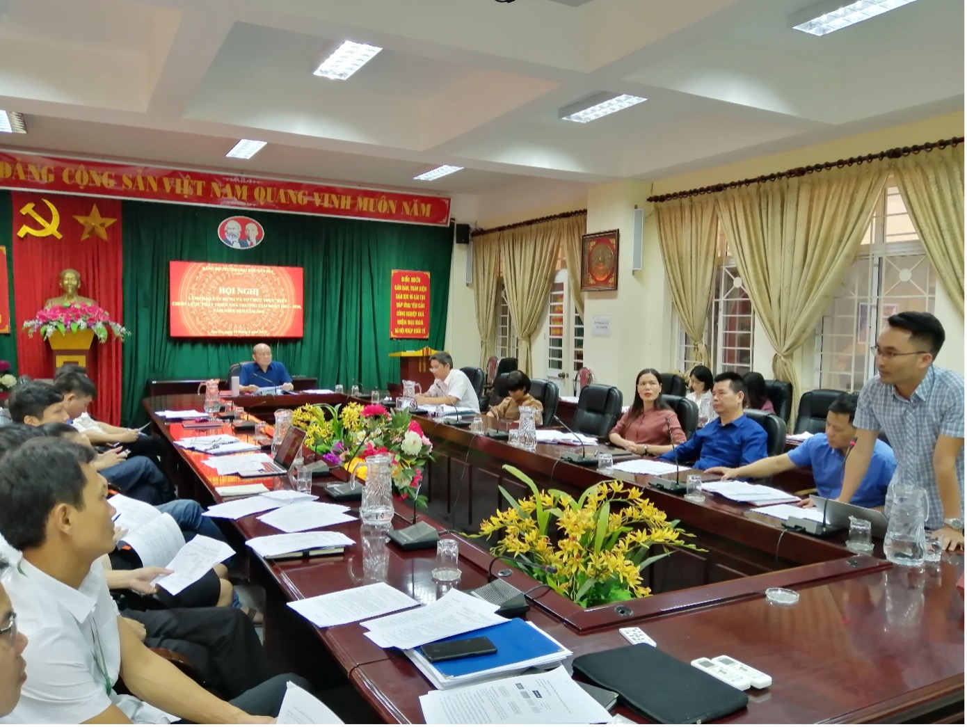 Trường Đại học Tây Bắc tổ chức Hội nghị lãnh đạo xây dựng và tổ chức thực hiện Chiến lược phát triển Nhà trường giai đoạn 2021-2030, tầm nhìn đến năm 2045