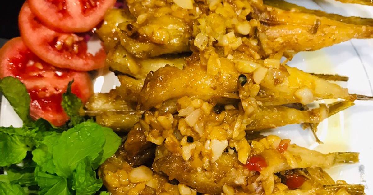 Cá đùi gà rim tỏi 🐠🍗