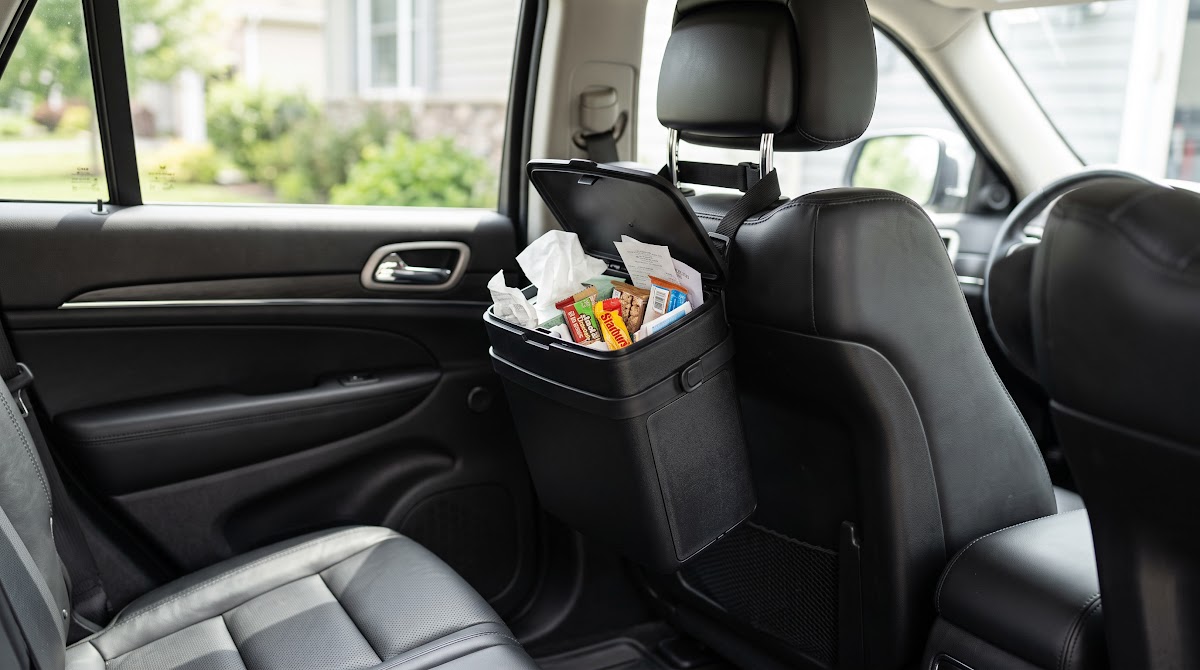 Best Car Trash Cans for Daily Driving (2026) - BEST PREMIUM — IN CONTEXT