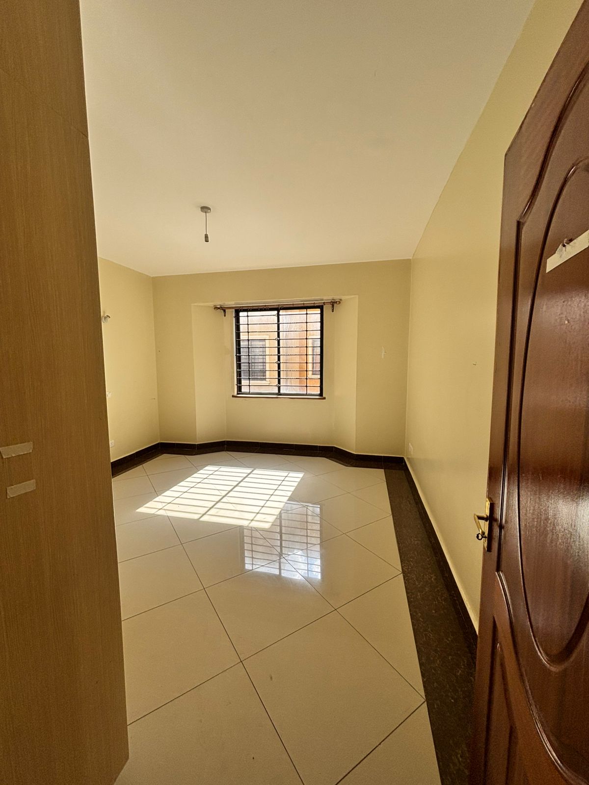 3-Bedroom Apartment — photo 19 of 20